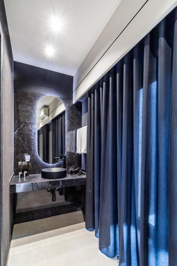 4 Suites " Unconventional Living Rooms " Catania Exterior photo
