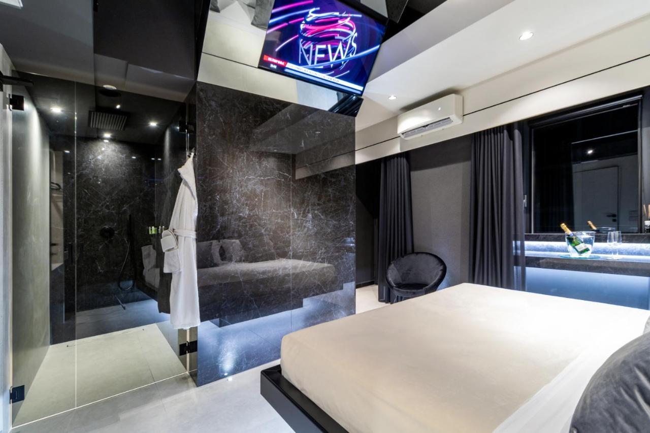 4 Suites " Unconventional Living Rooms " Catania Exterior photo