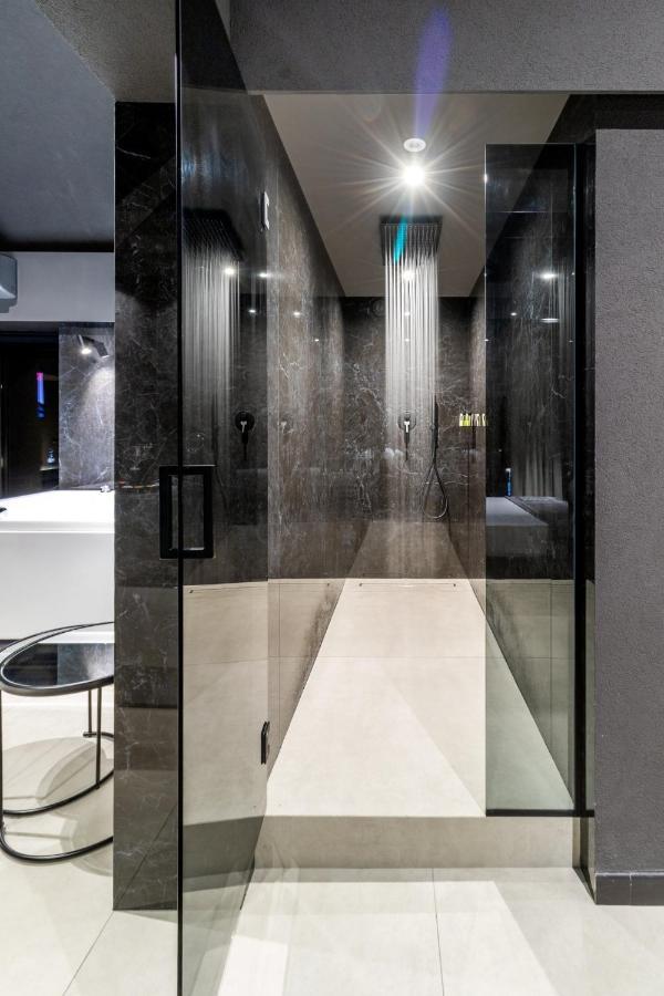 4 Suites " Unconventional Living Rooms " Catania Exterior photo