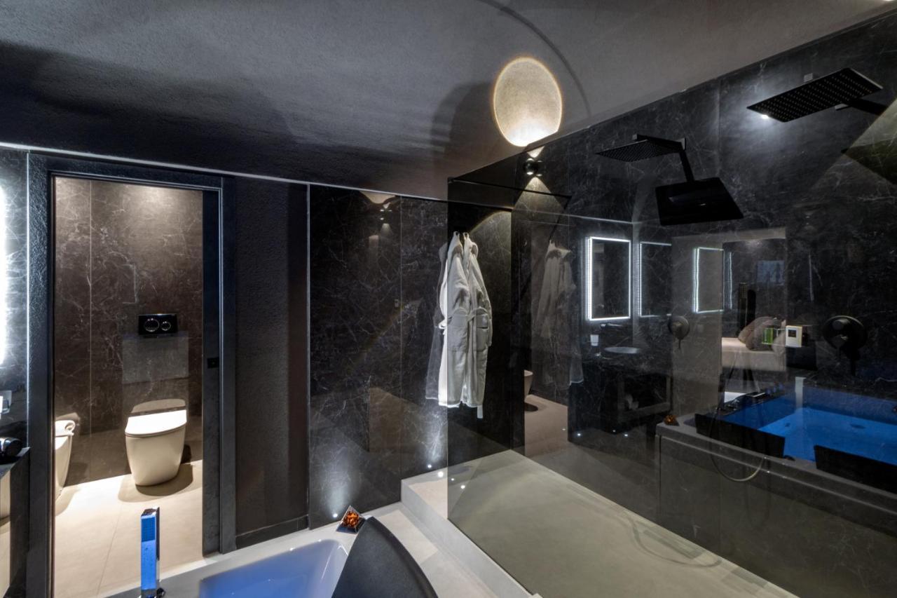 4 Suites " Unconventional Living Rooms " Catania Exterior photo